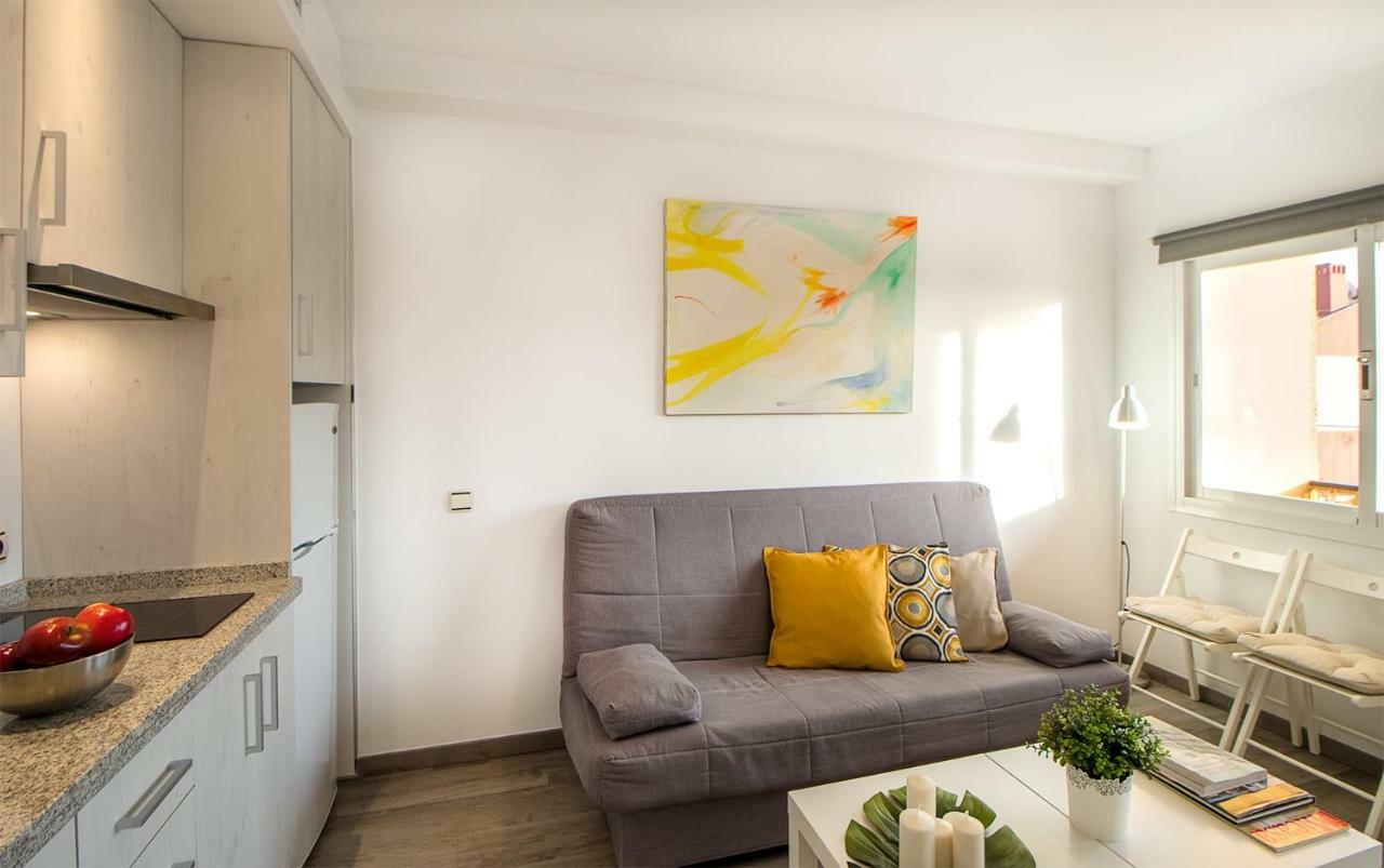Apartamento Los Tres Soles 马拉加 外观 照片