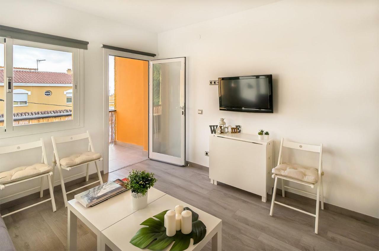 Apartamento Los Tres Soles 马拉加 外观 照片